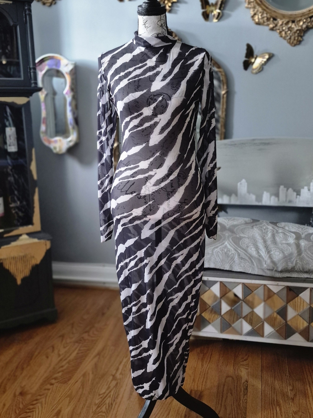 Zebra-Print Long Sleeve Maxi Dress - Black & White